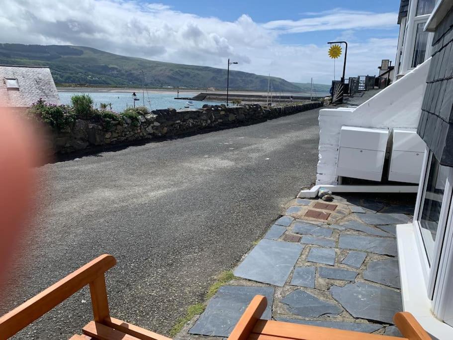 Harbourside 2 Bed Apartment, Barmouth Bridge Views Eksteriør bilde