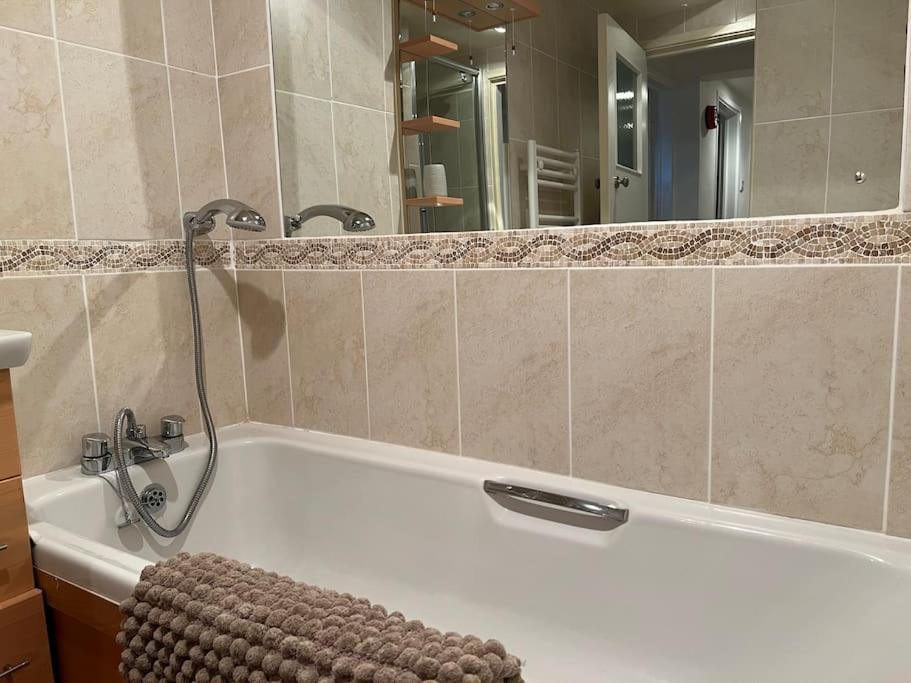 Harbourside 2 Bed Apartment, Barmouth Bridge Views Eksteriør bilde