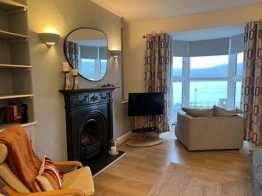 Harbourside 2 Bed Apartment, Barmouth Bridge Views Eksteriør bilde